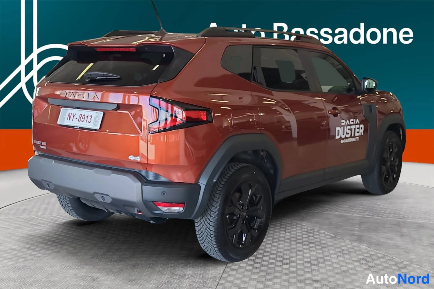 Punainen Dacia Duster 2026, takaviisto, kuva 7