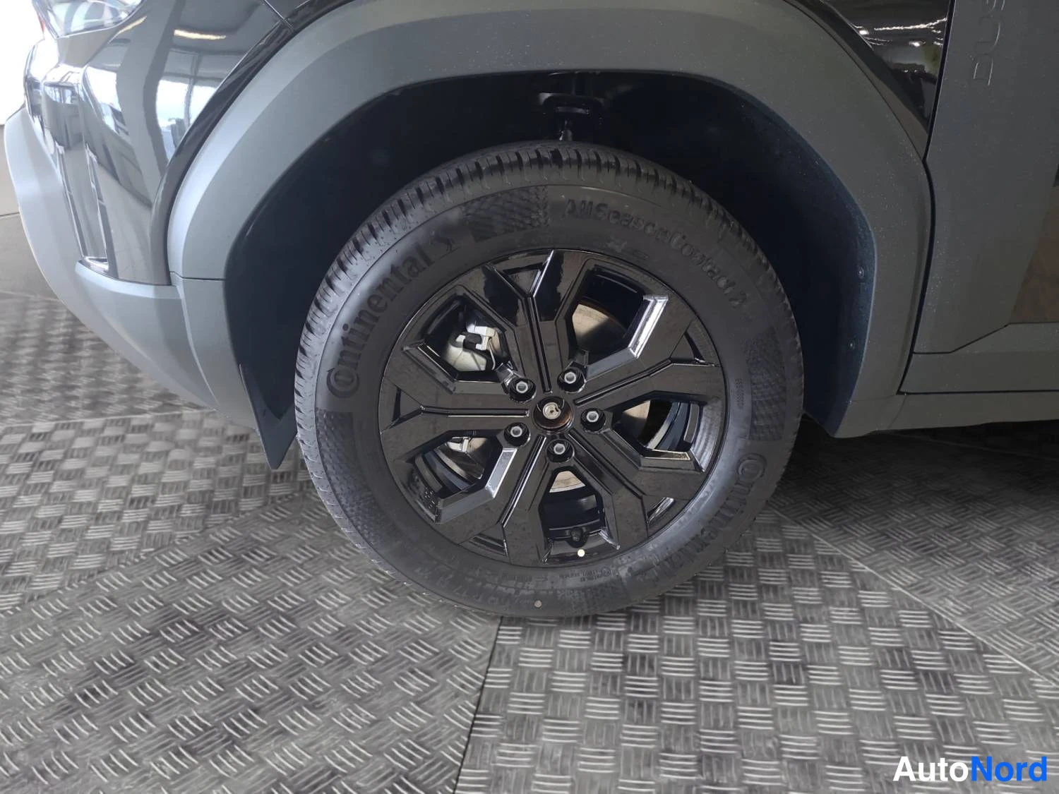 Musta Dacia Duster 2026, kuva 10