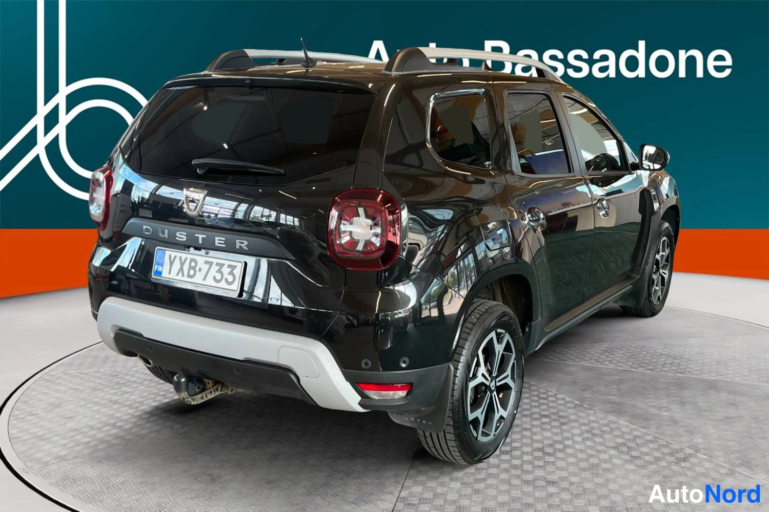 Musta Dacia Duster 2020, takaviisto, kuva 7