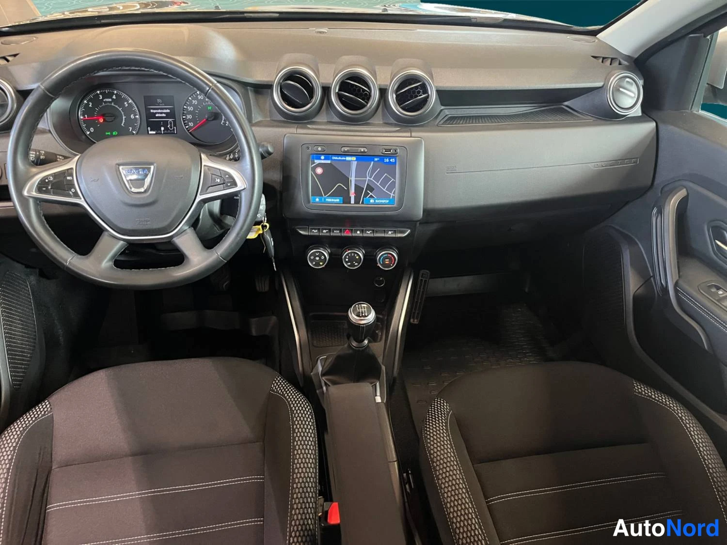Musta Dacia Duster 2020, kuva 10