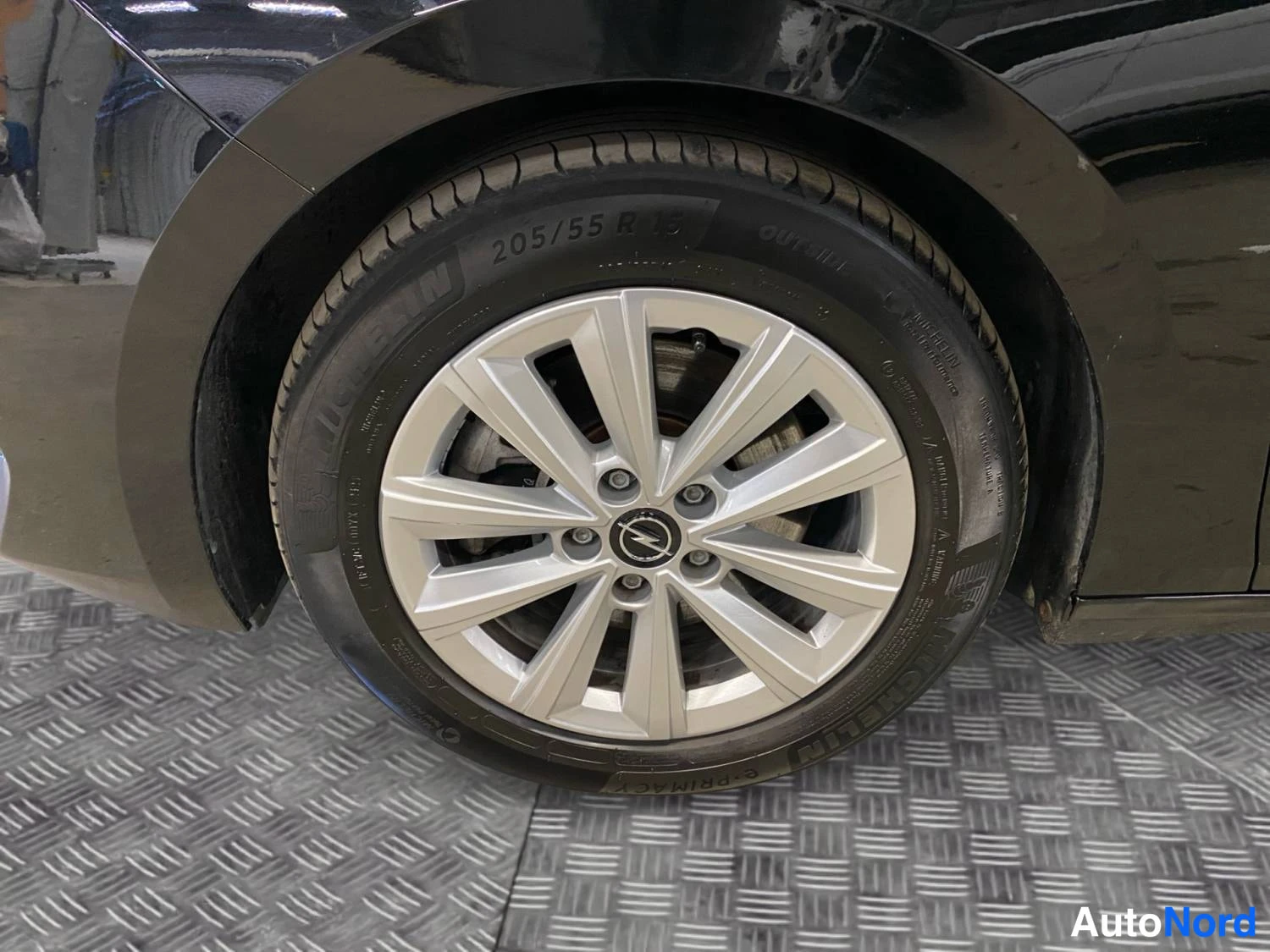 Musta Opel Astra Sports Tourer 2024, kuva 12