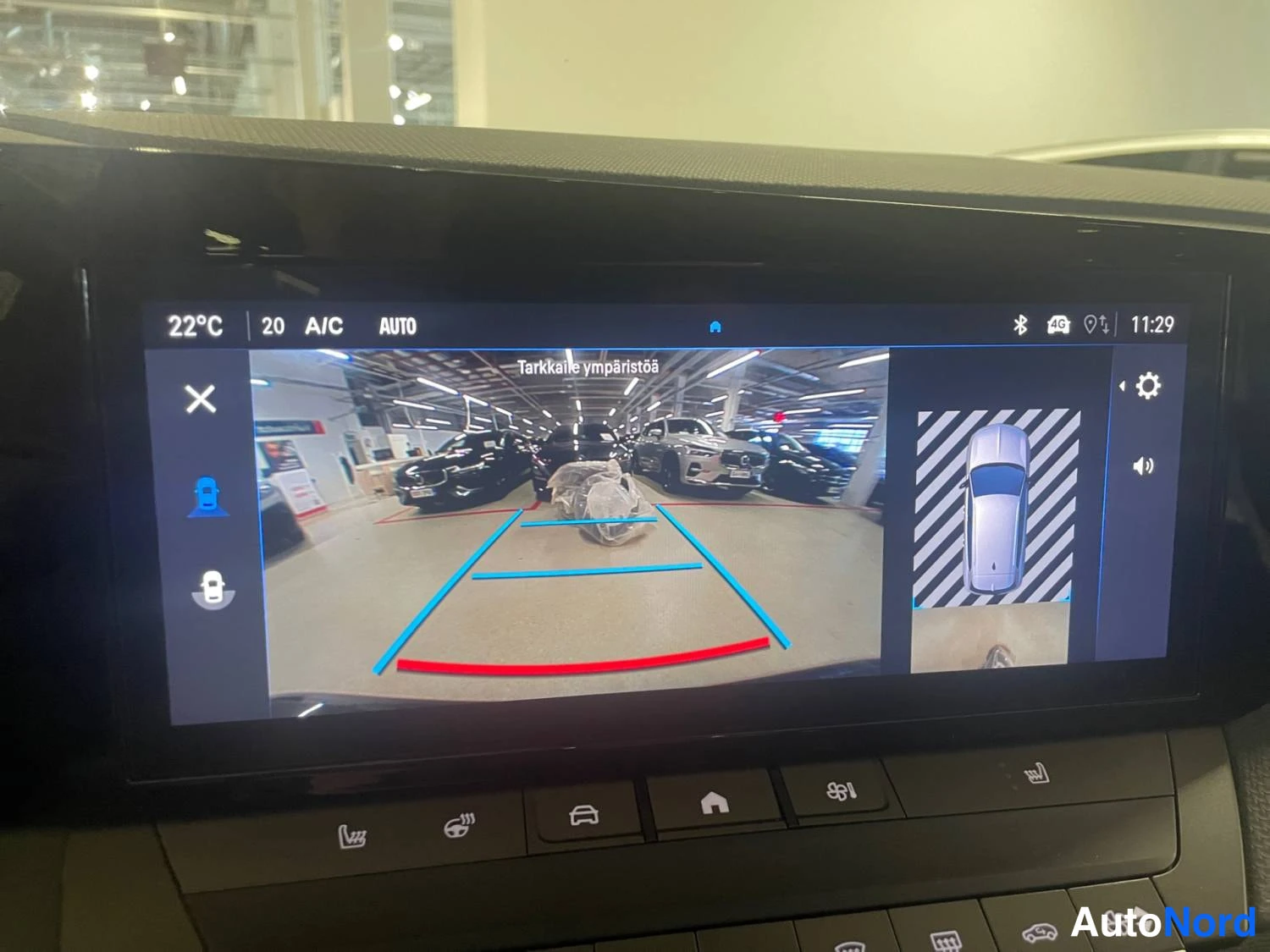 Grå Opel Astra Sports Tourer 2024, bild 10