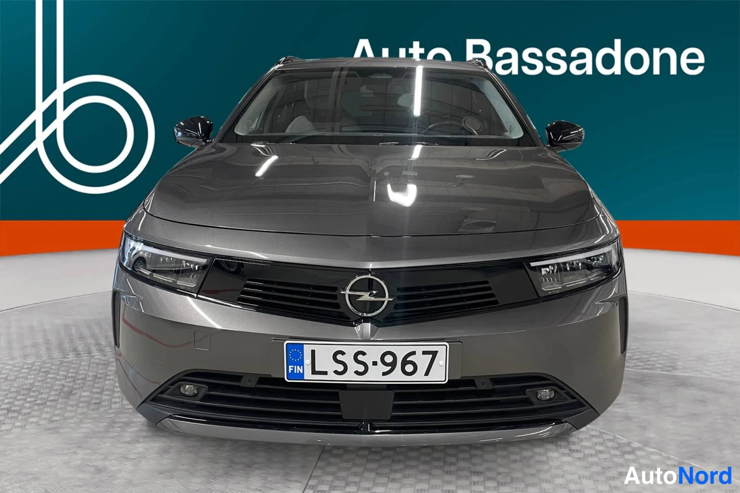 Grå Opel Astra Sports Tourer 2024, bild 15