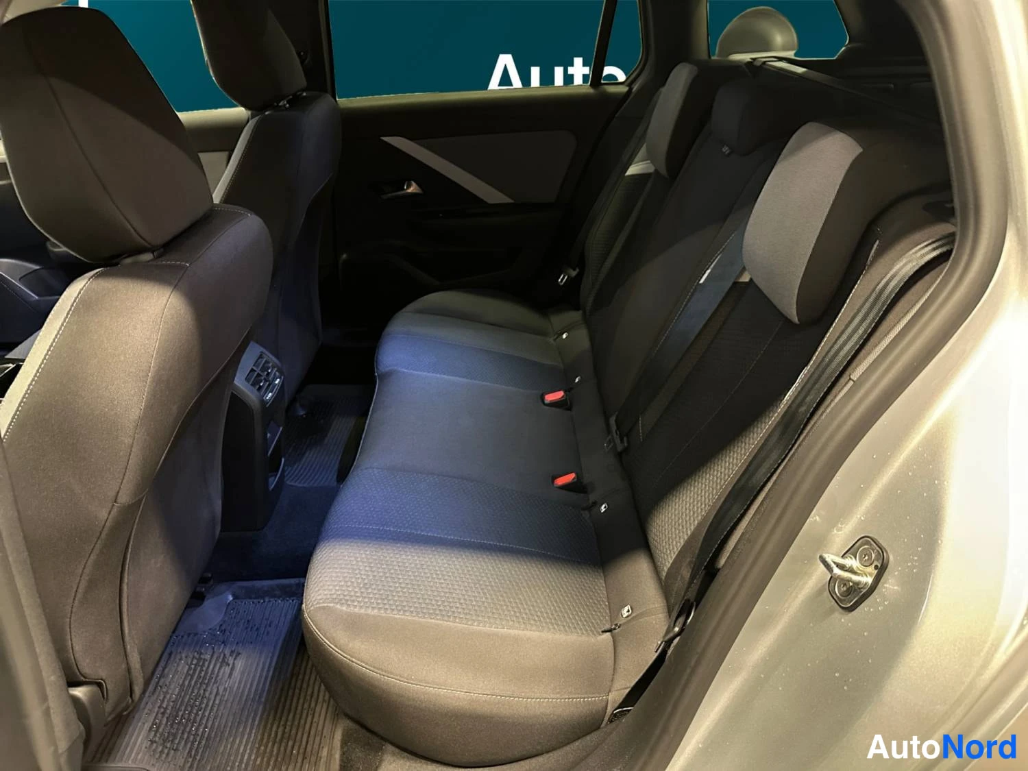 Hopea Opel Astra Sports Tourer 2024, kuva 13