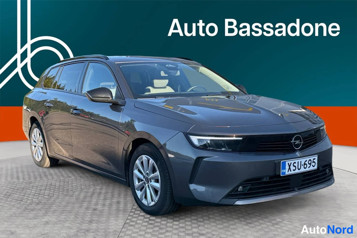 Harmaa Opel Astra Sports Tourer 2024, kuva 21