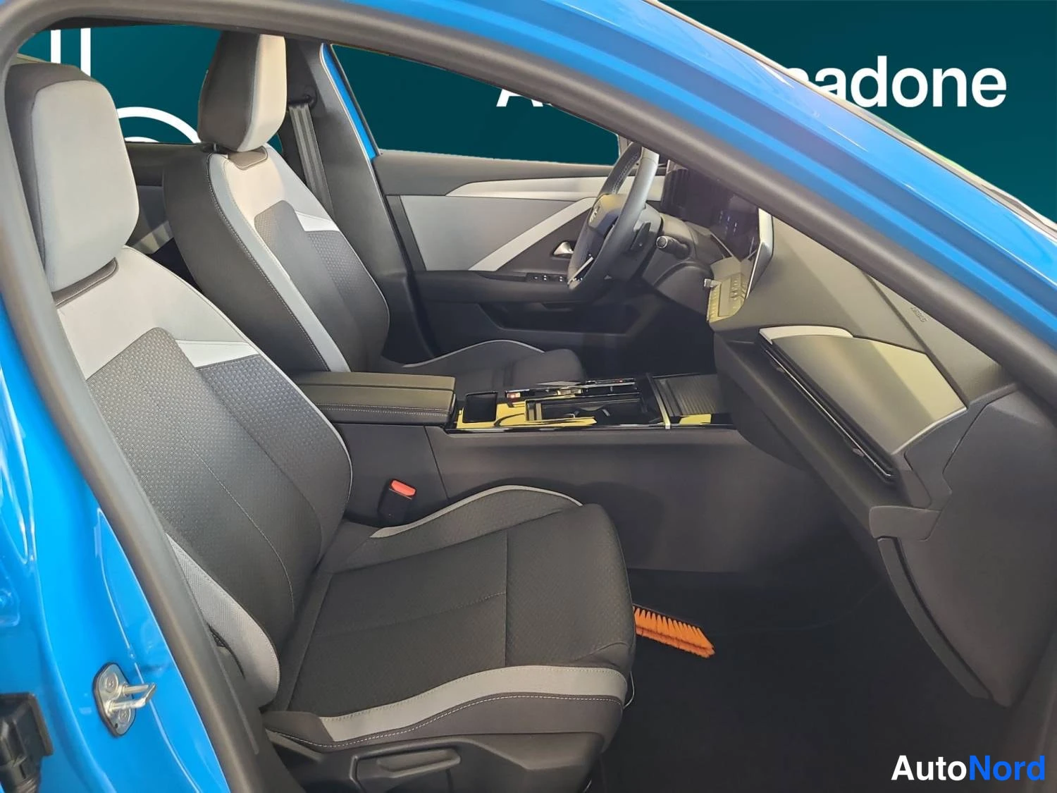 Blue Opel Astra sports tourer 2026, photo 16