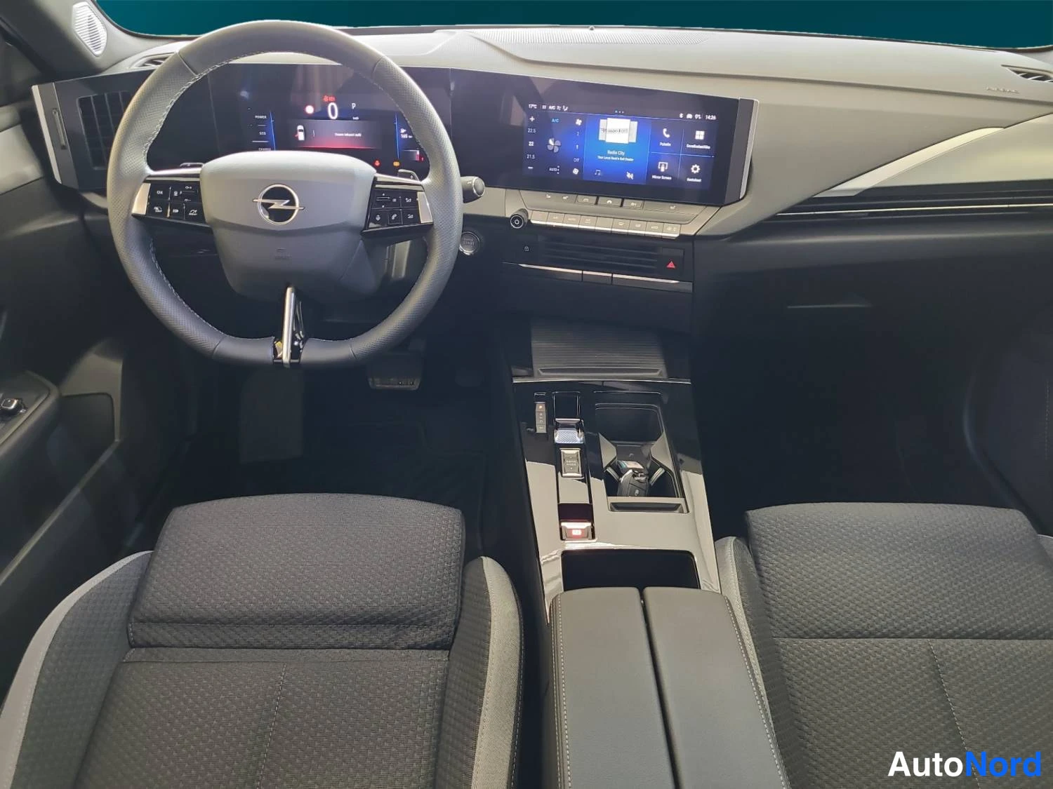 Blue Opel Astra sports tourer 2026, photo 9