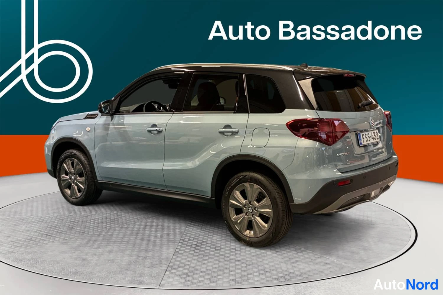 Sininen Suzuki Vitara 2026, takaviisto, kuva 6