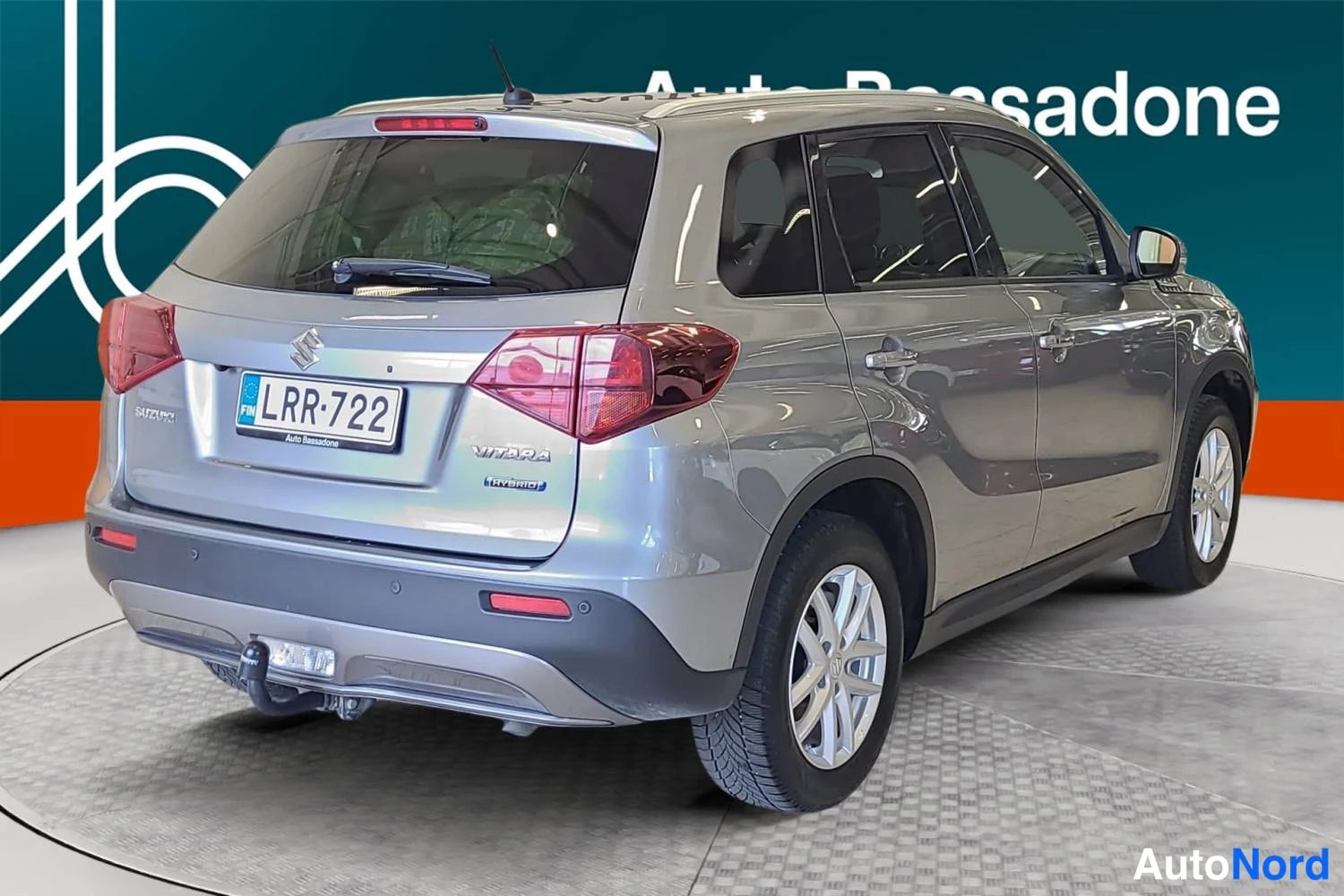 Hopea Suzuki Vitara 2022, takaviisto, kuva 7