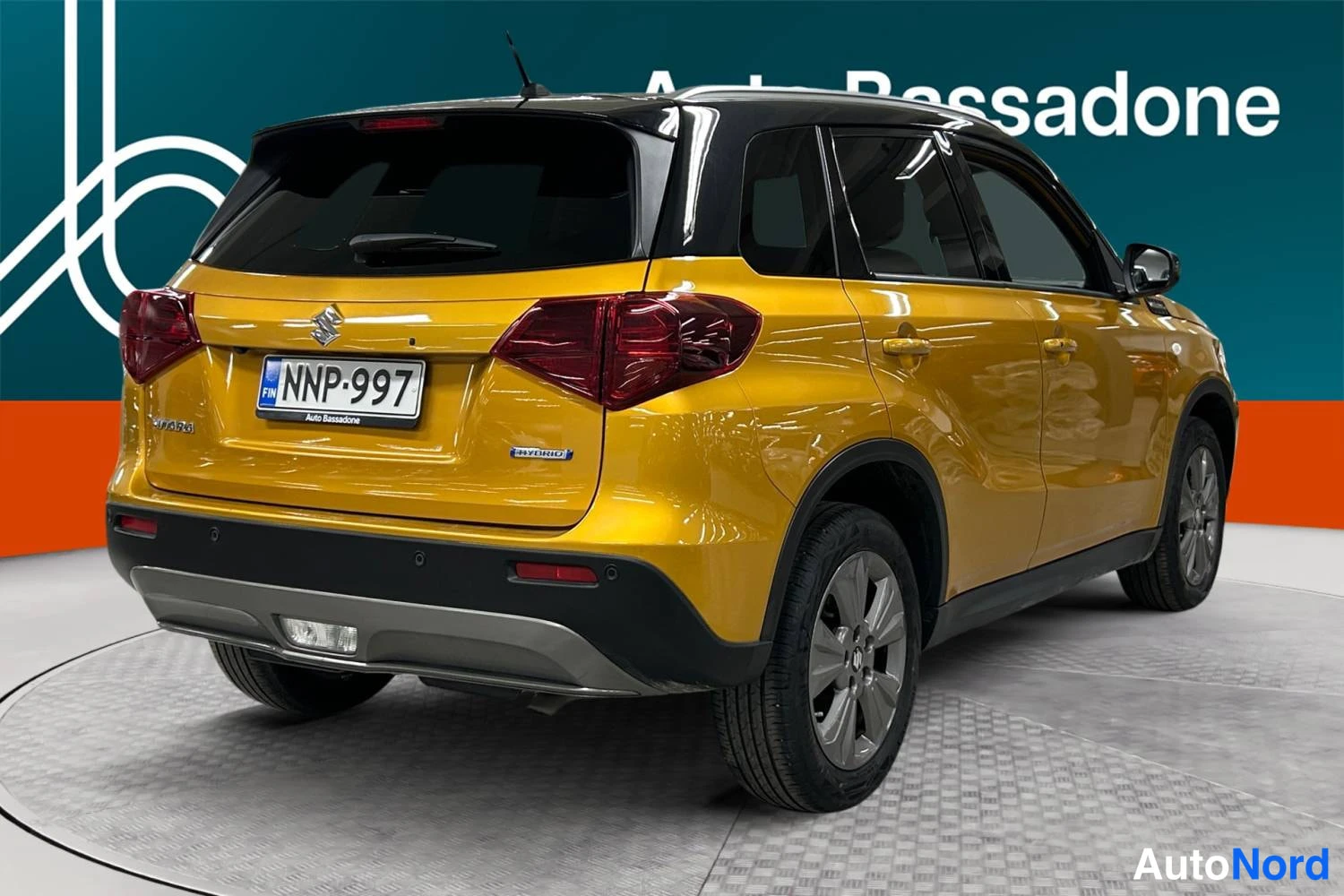Keltainen Suzuki Vitara 2025, takaviisto, kuva 7