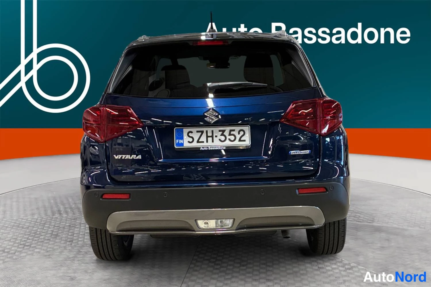 Sininen Suzuki Vitara 2025, takaa, kuva 8
