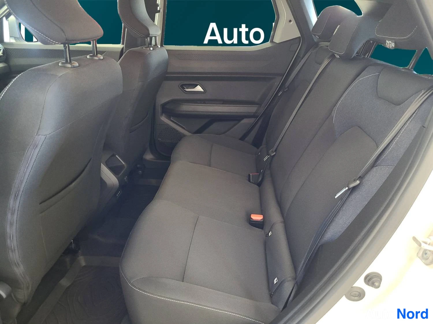 Beige Dacia Duster 2024, kuva 13