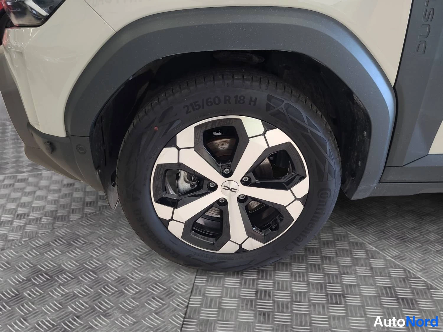 Beige Dacia Duster 2024, kuva 14