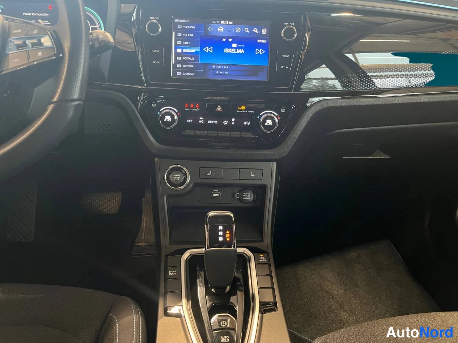 Sininen SsangYong Korando e-Motion 2024, kuva 11
