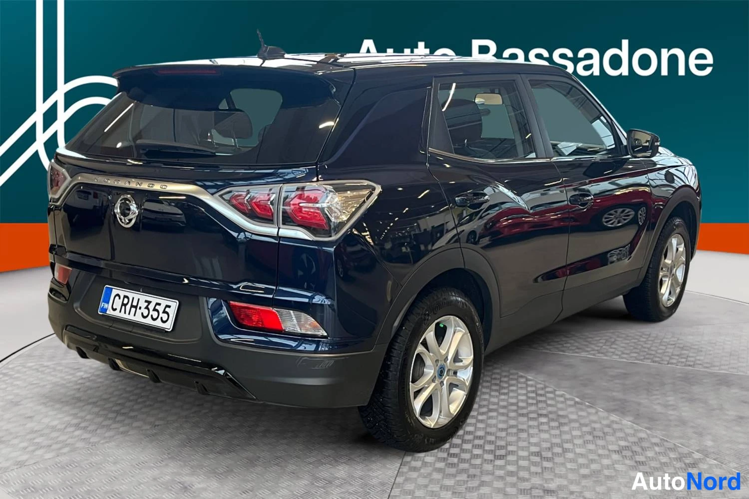 Sininen SsangYong Korando e-Motion 2024, takaviisto, kuva 7