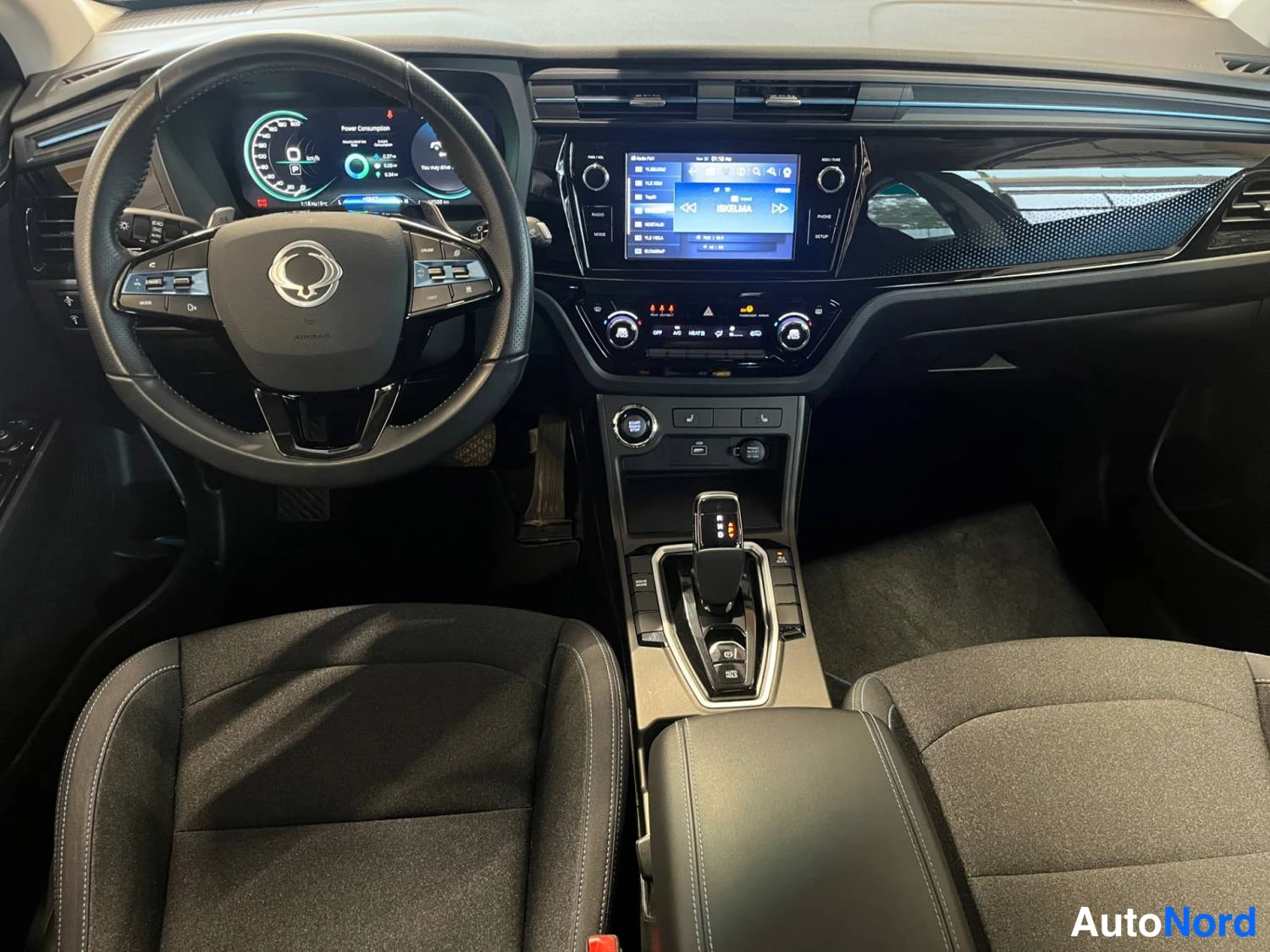Sininen SsangYong Korando e-Motion 2024, kuva 10