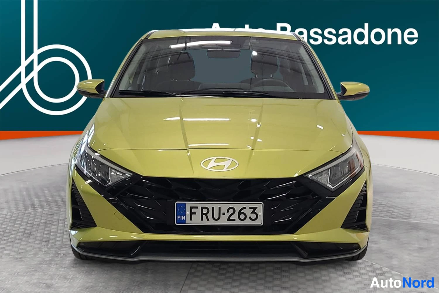 Vihreä Hyundai I20 2025, edestä, kuva 4