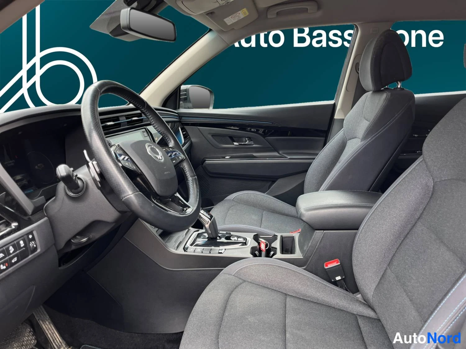 Musta SsangYong Korando e-Motion 2023, kuva 13