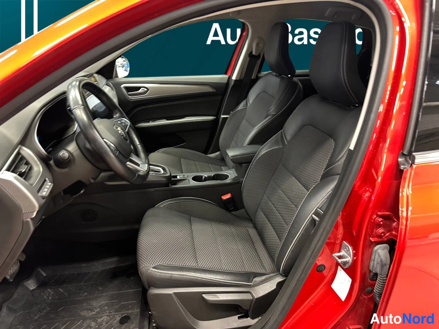 Red Renault Arkana E-TECH 2023, photo 11