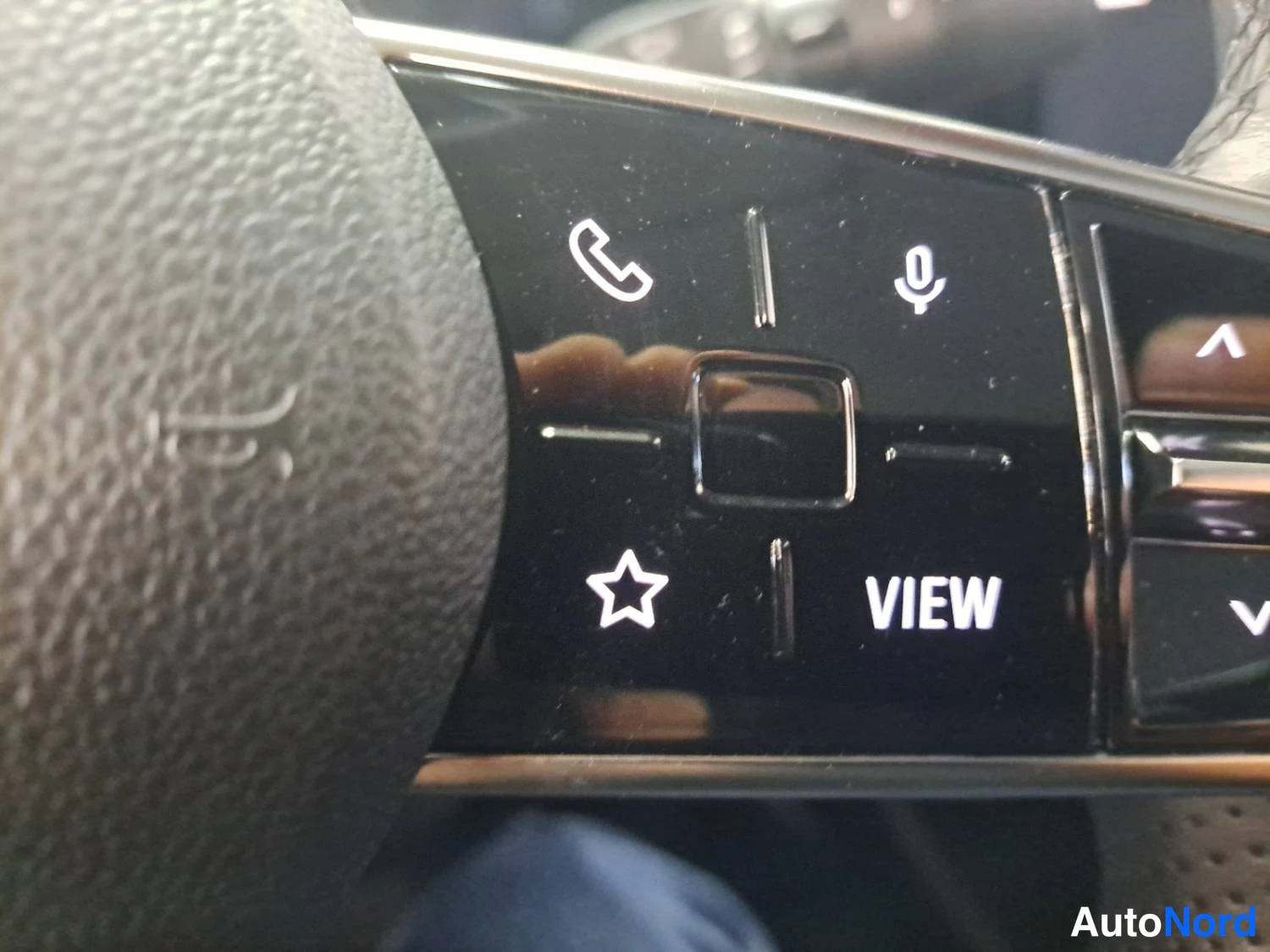 Black Renault Megane E-Tech electric 2022, photo 19