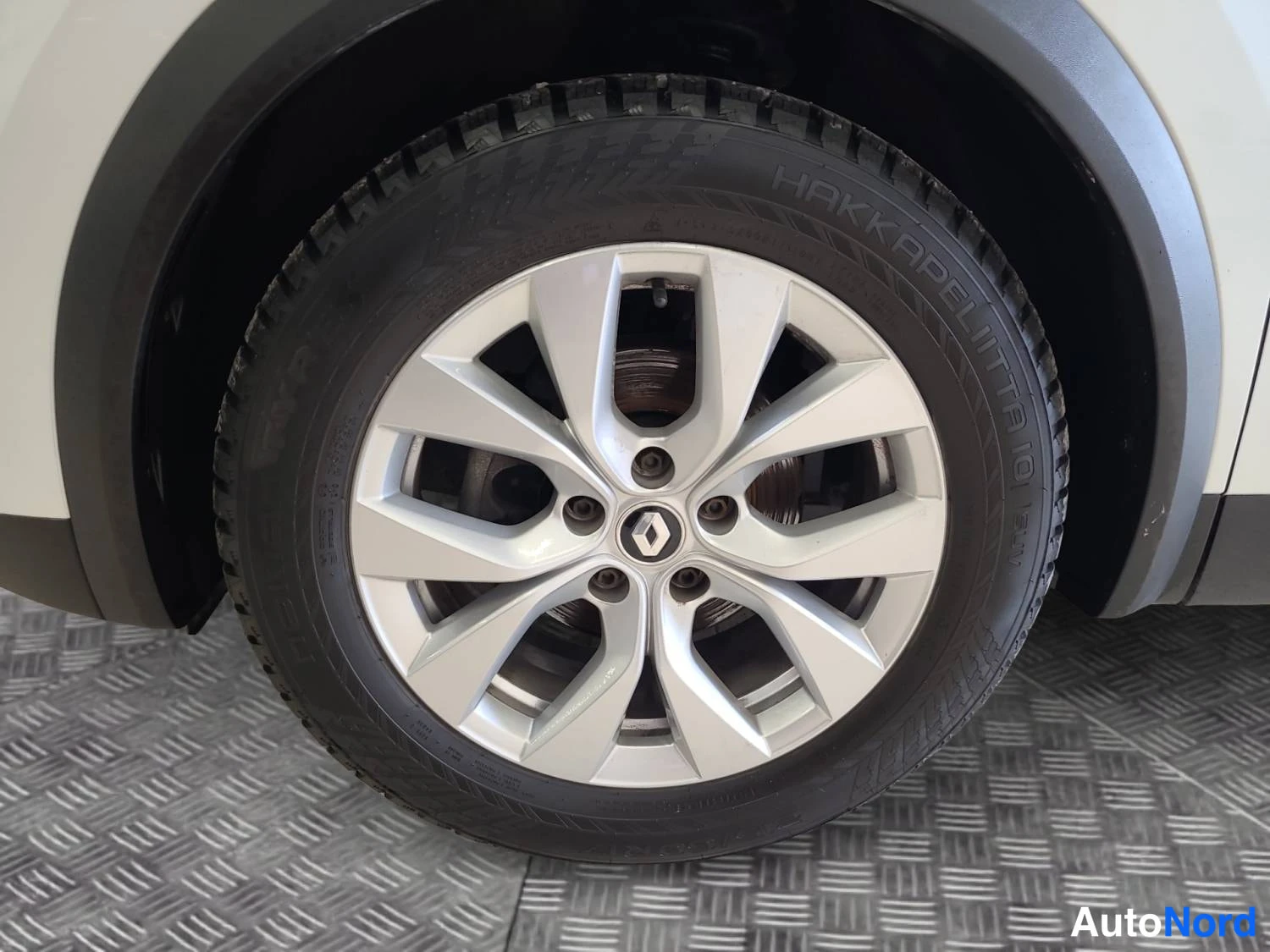 Valkoinen Renault Captur 2022, kuva 14