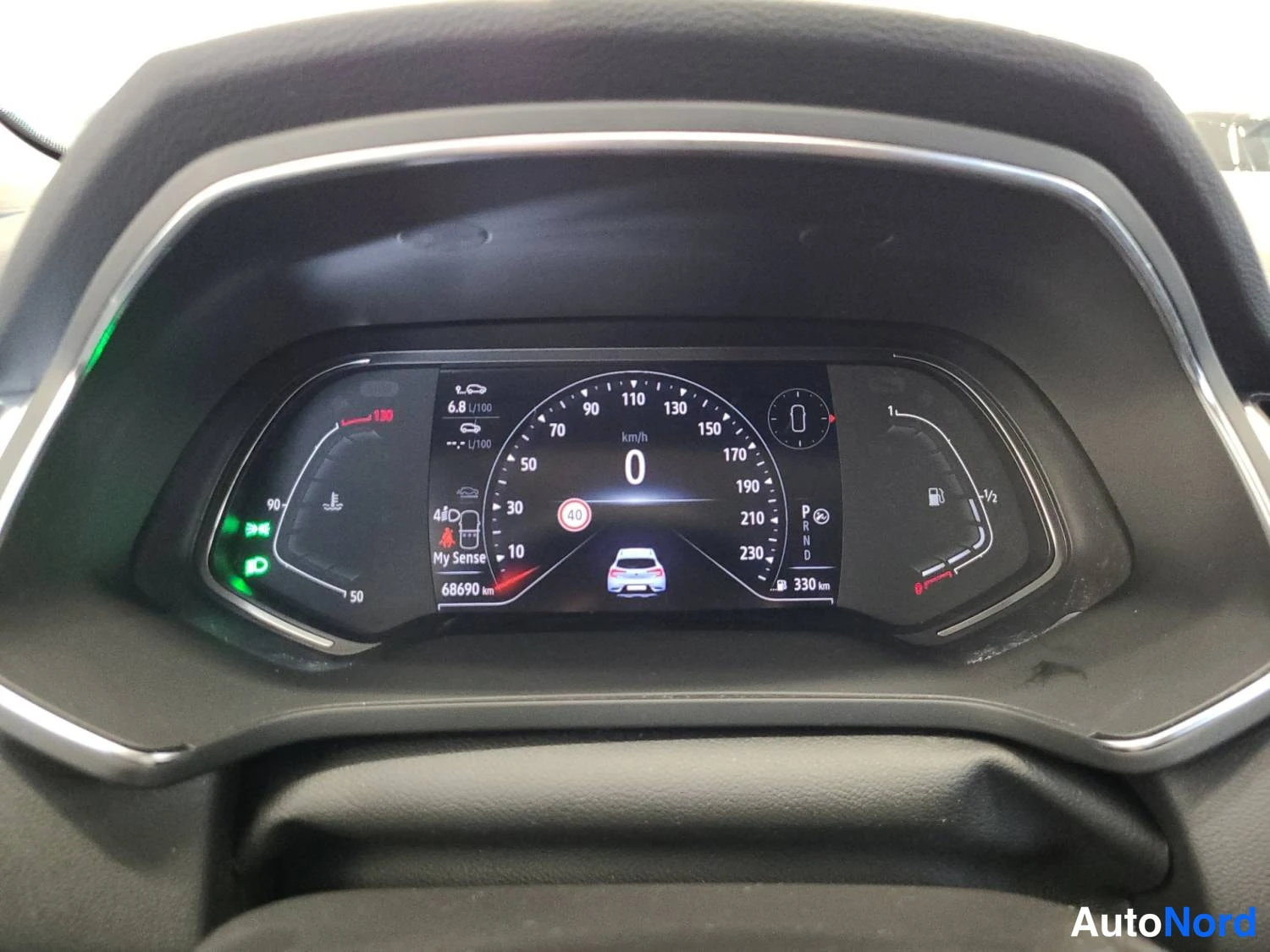 Valkoinen Renault Captur 2022, kuva 29