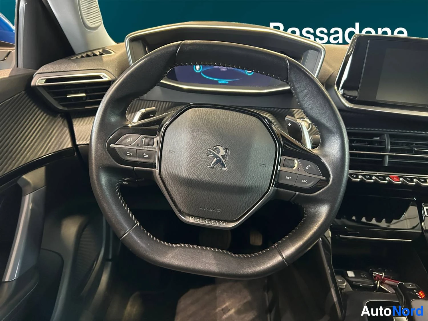 Sininen Peugeot 2008 2020, kuva 12