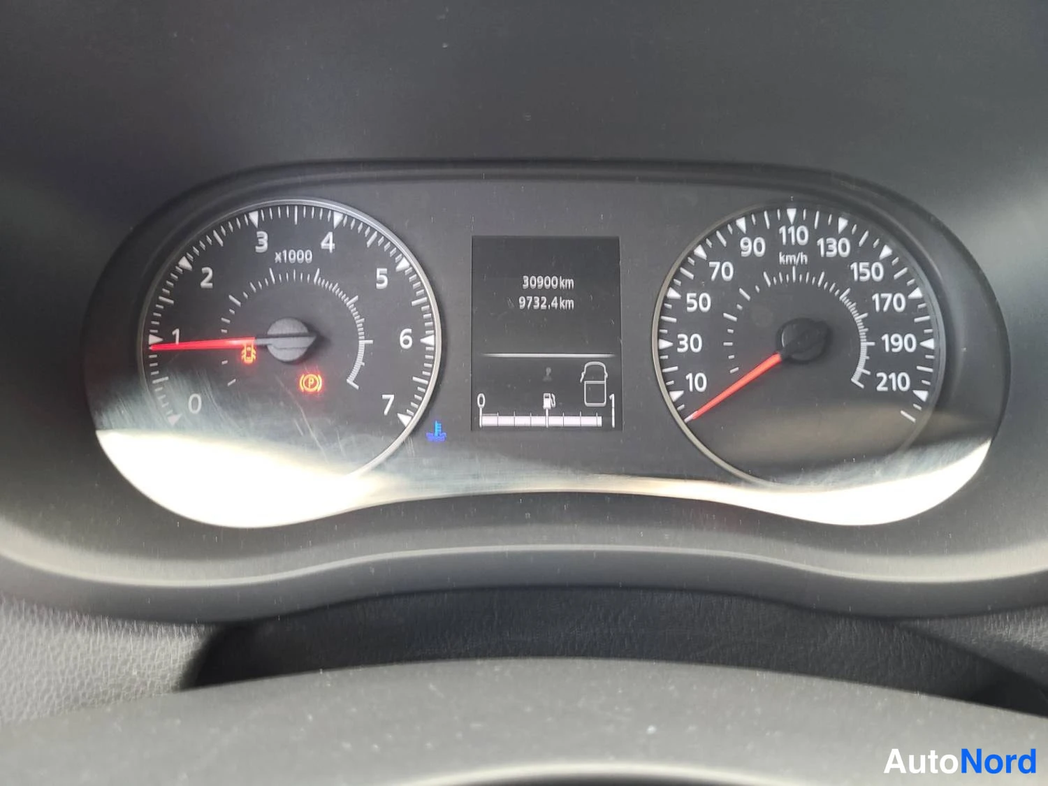 White Renault Master 2023, photo 12