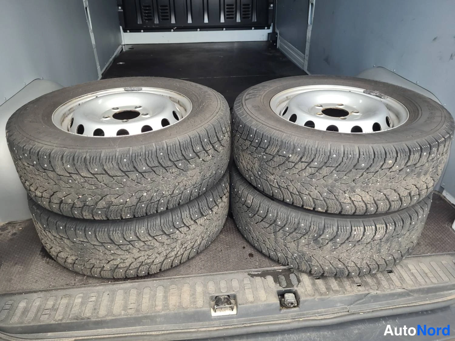 White Renault Master 2023, photo 16