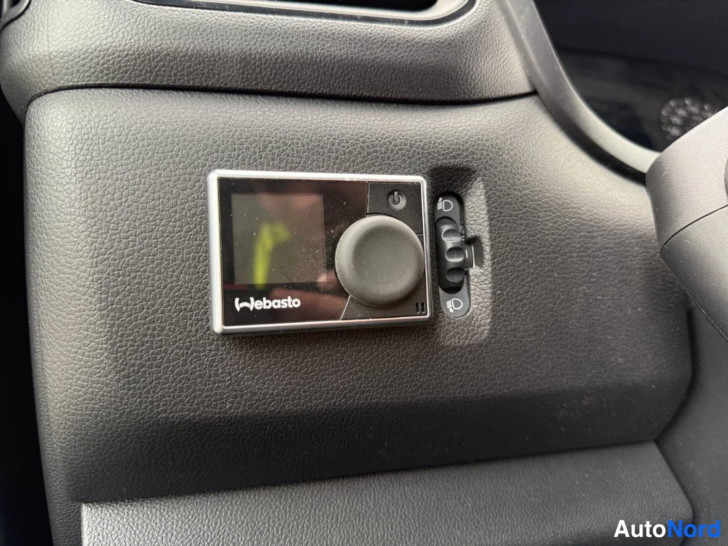 White Renault Master 2023, photo 19