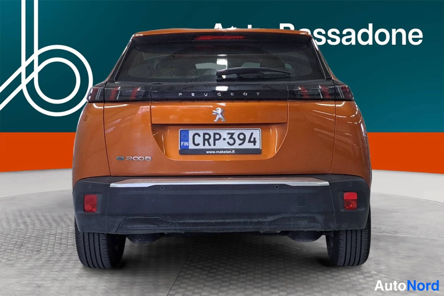 Oranssi Peugeot E-2008 2023, takaa, kuva 9