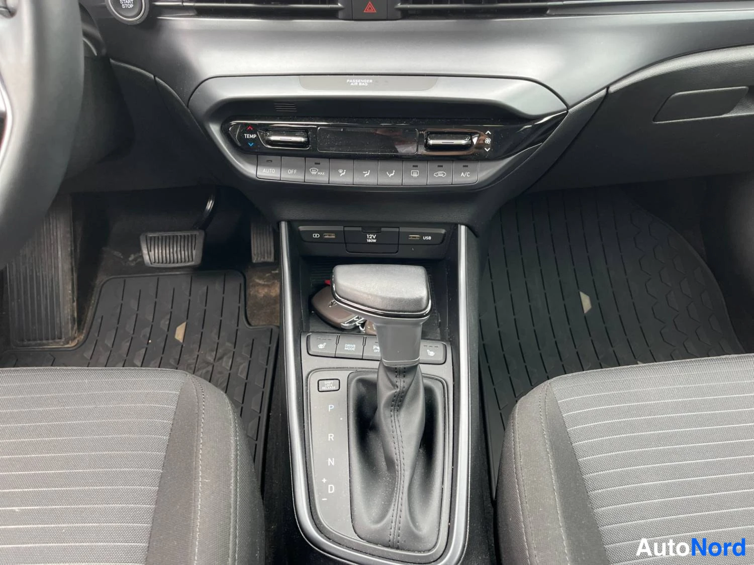 Grey Hyundai I20 2023, photo 12
