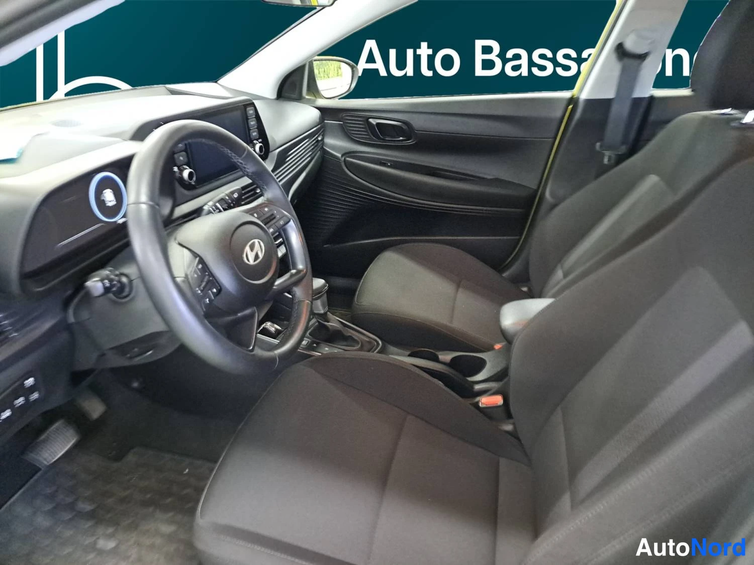 Vihreä Hyundai I20 2024, kuva 14