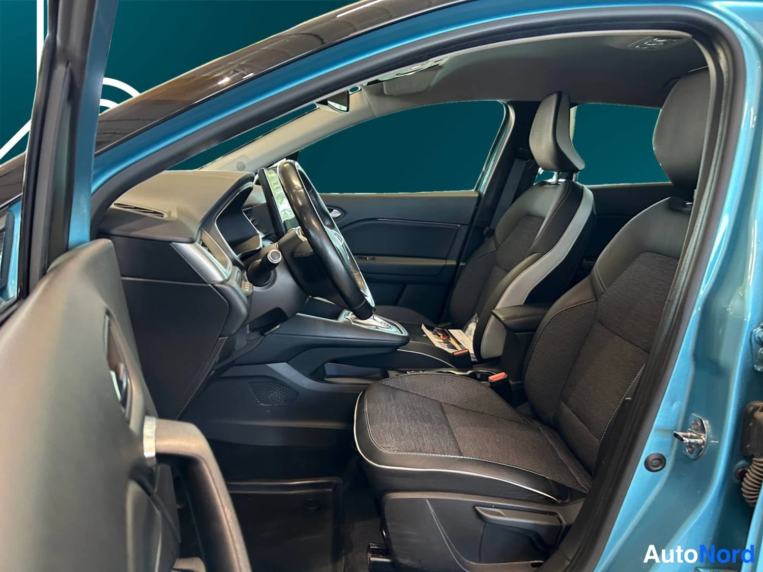 Sininen Renault Captur E-TECH Plug-in hybrid 2021, kuva 10
