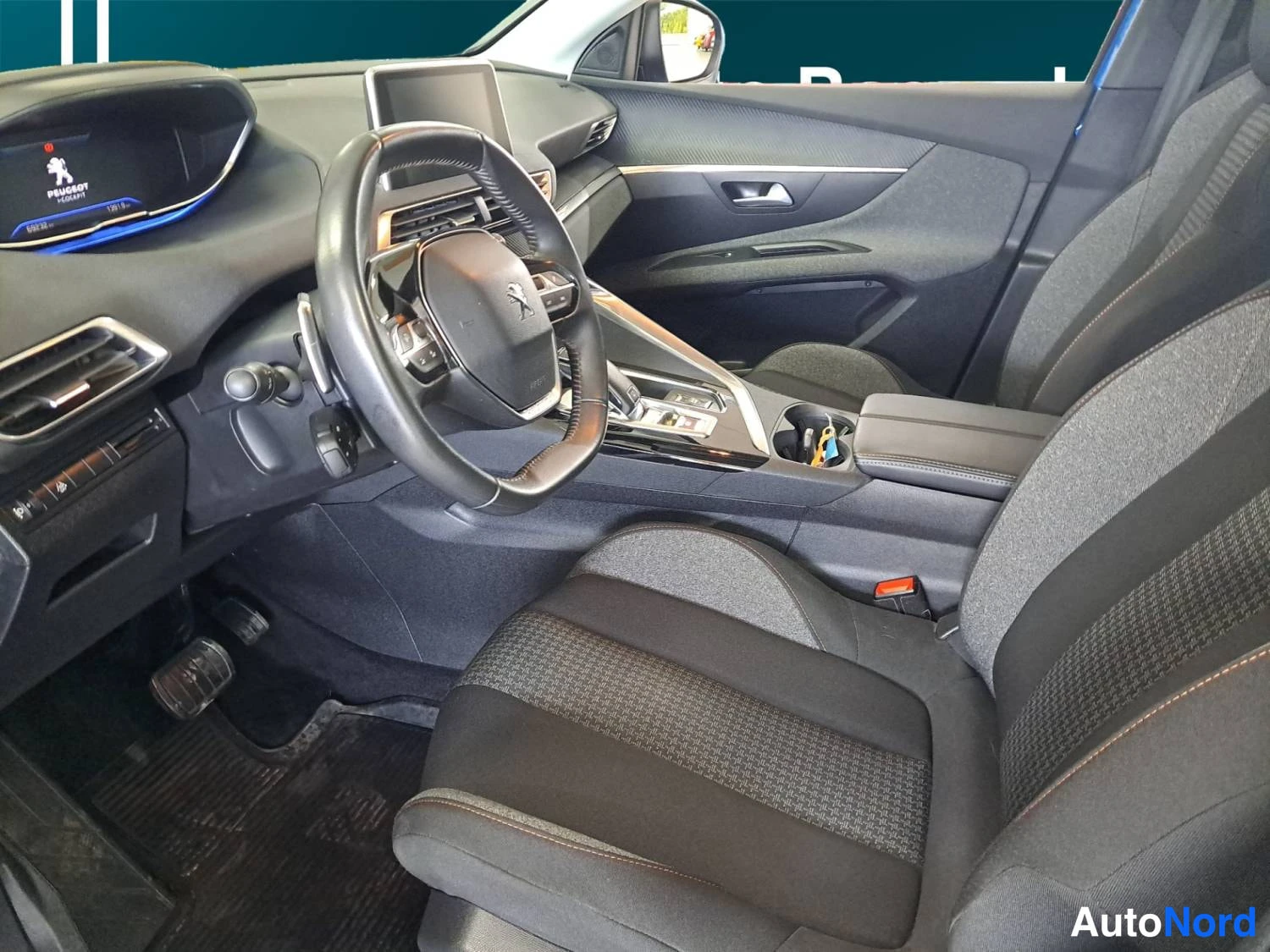 Sininen Peugeot 3008 2022, kuva 10