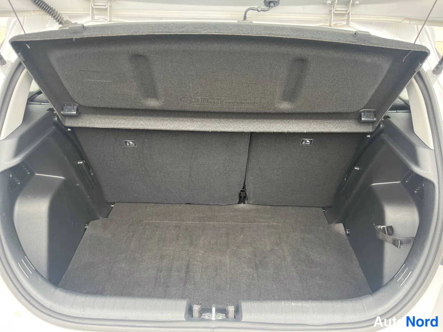 Harmaa Hyundai I20 2024, kuva 16