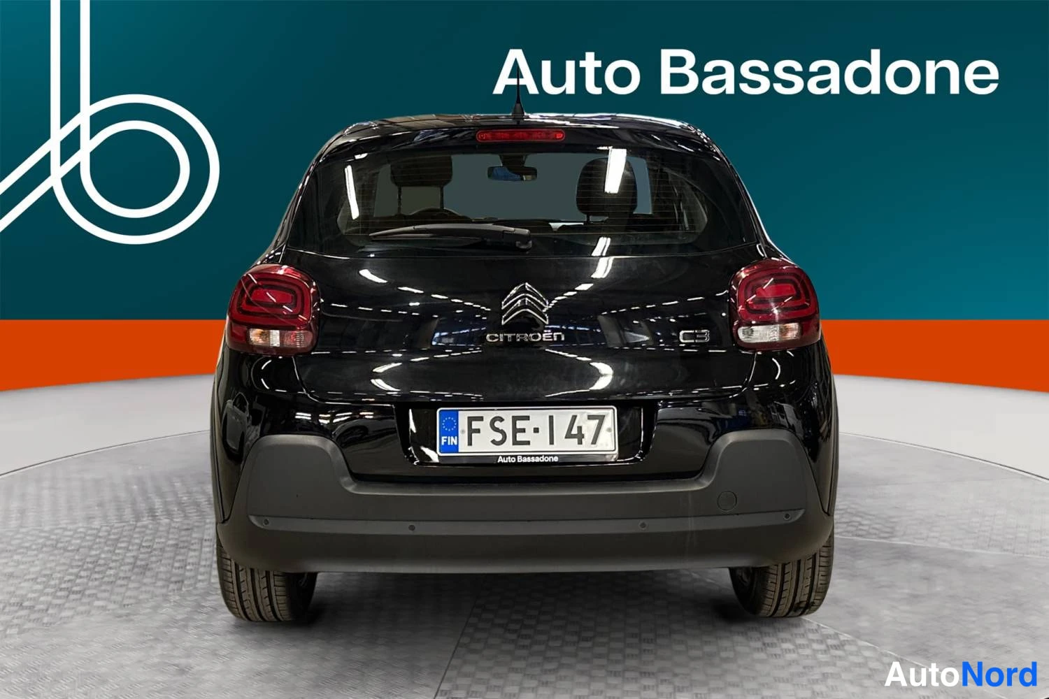 Musta Citroen C3 2024, takaa, kuva 5