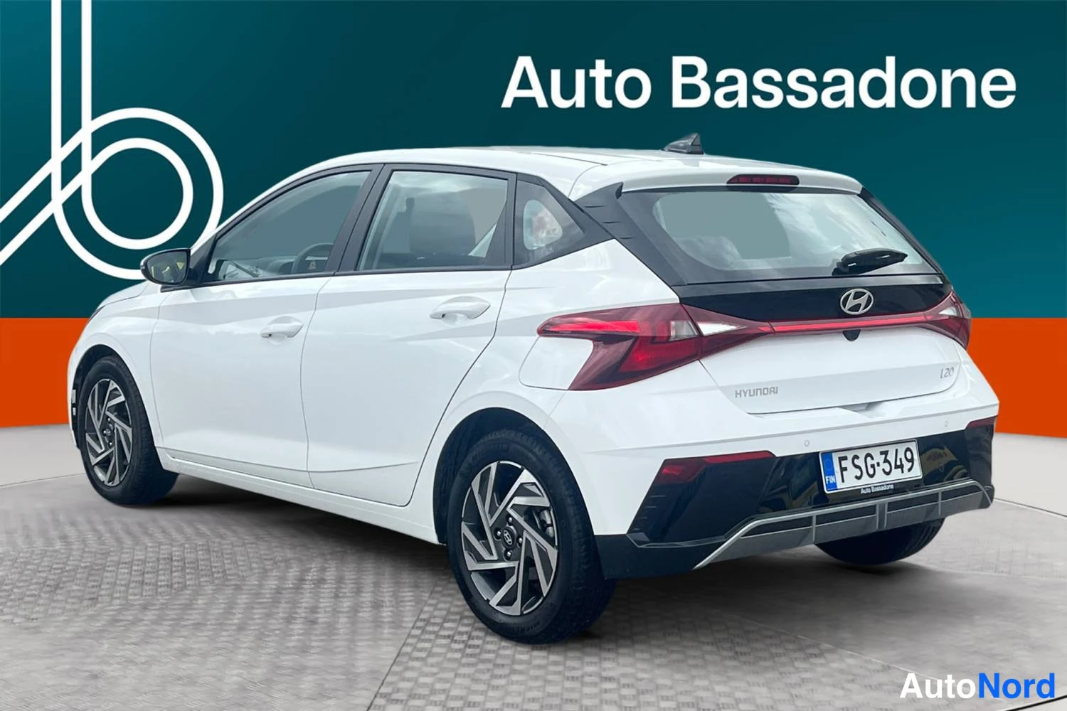 Valkoinen Hyundai I20 2025, takaviisto, kuva 6