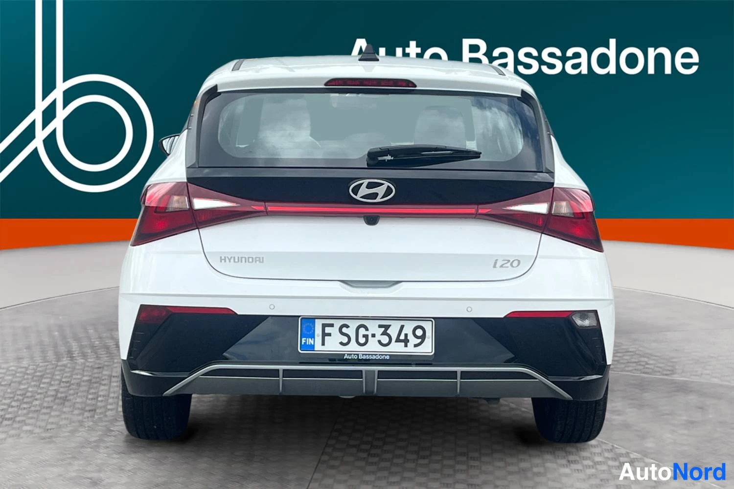 Valkoinen Hyundai I20 2025, takaa, kuva 8