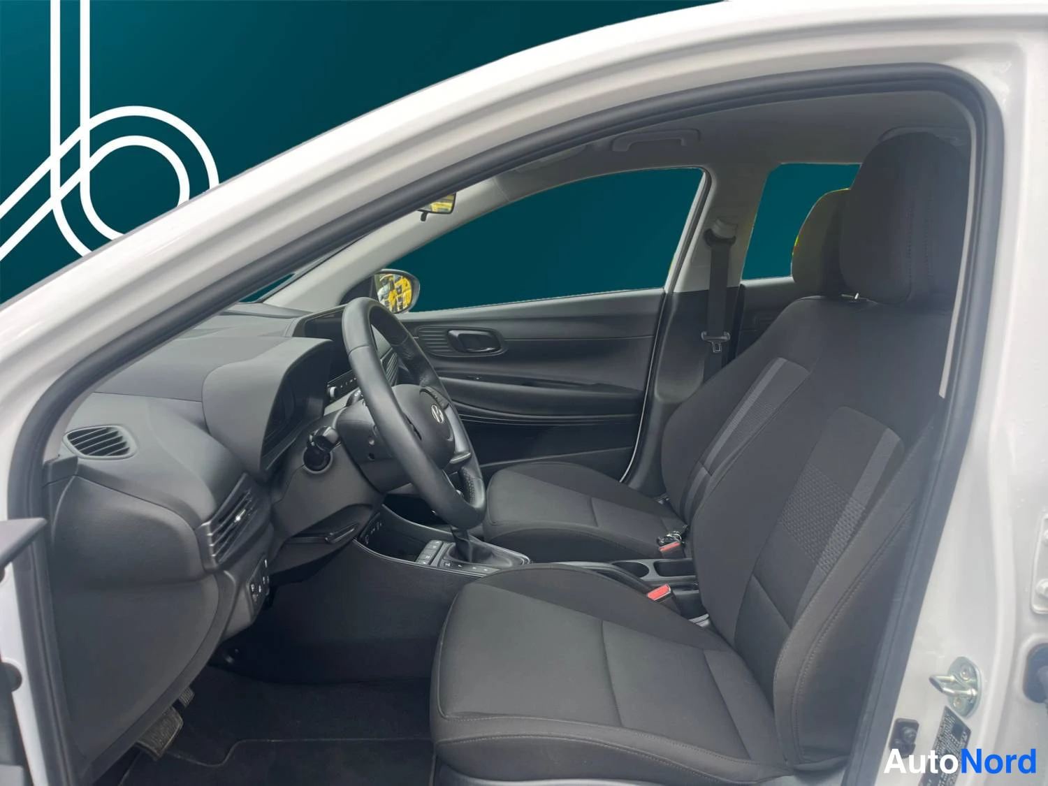 Valkoinen Hyundai I20 2025, kuva 25