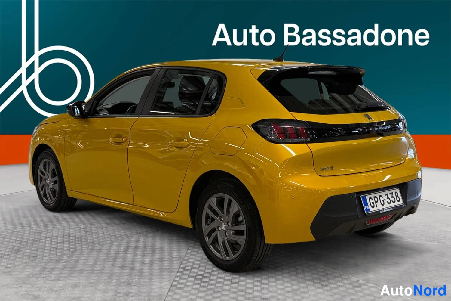 Keltainen Peugeot 208 2022, takaviisto, kuva 4