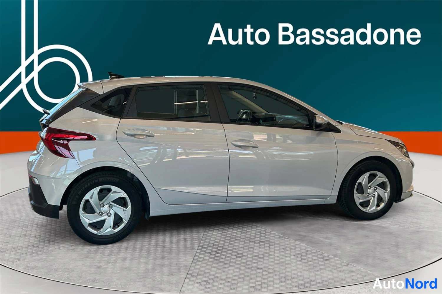 Hopea Hyundai I20 2025, sivulta, kuva 6