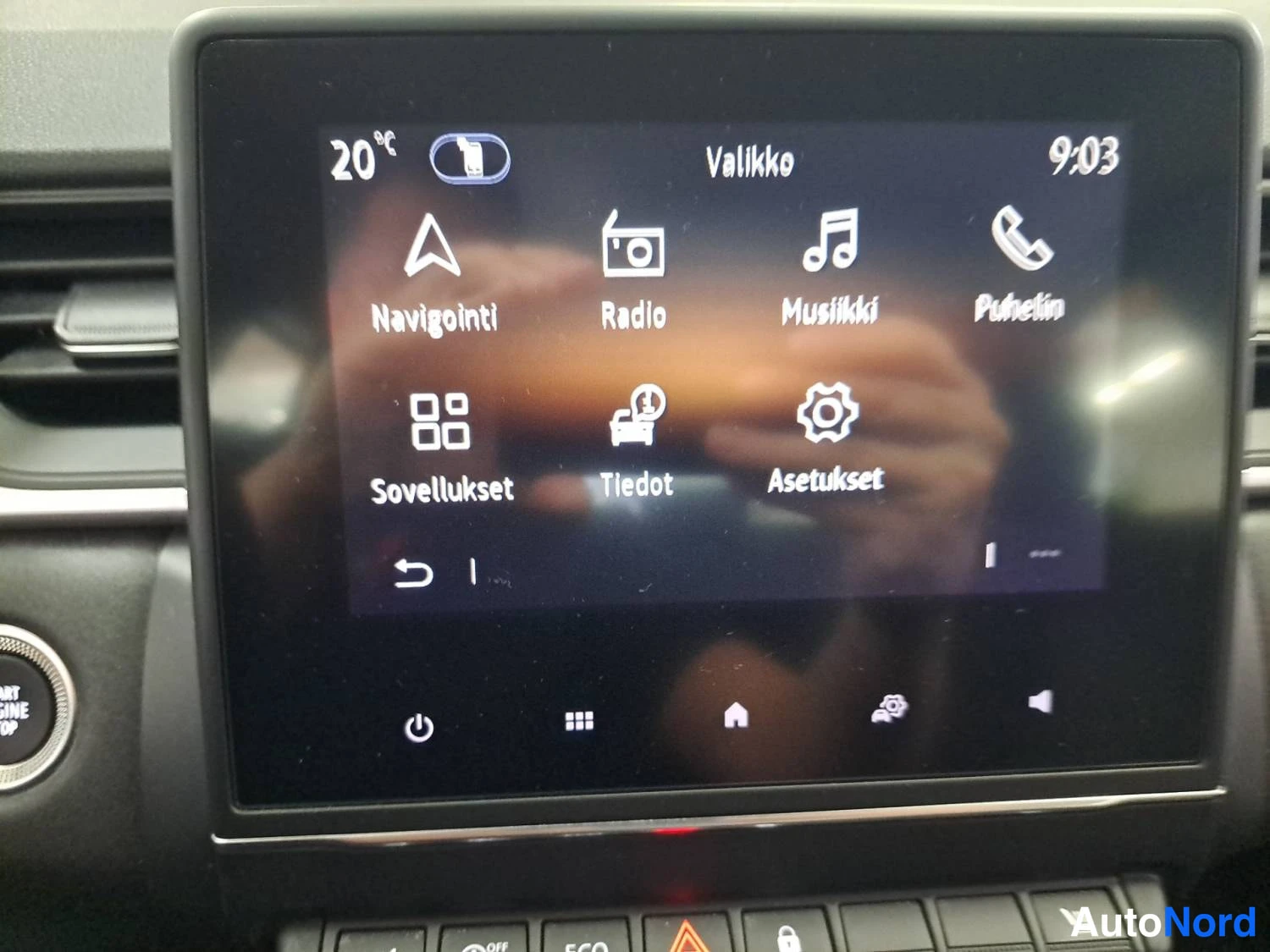 Valkoinen Renault Captur 2021, kuva 22