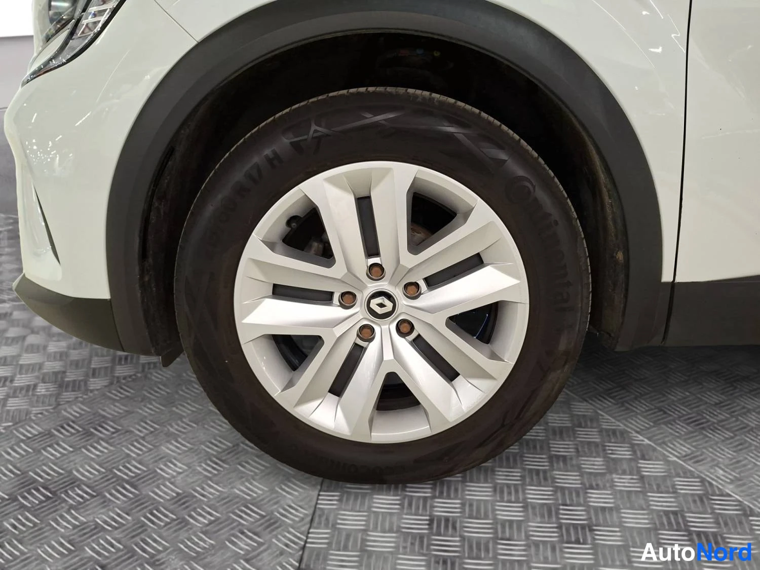 Valkoinen Renault Captur 2022, kuva 15