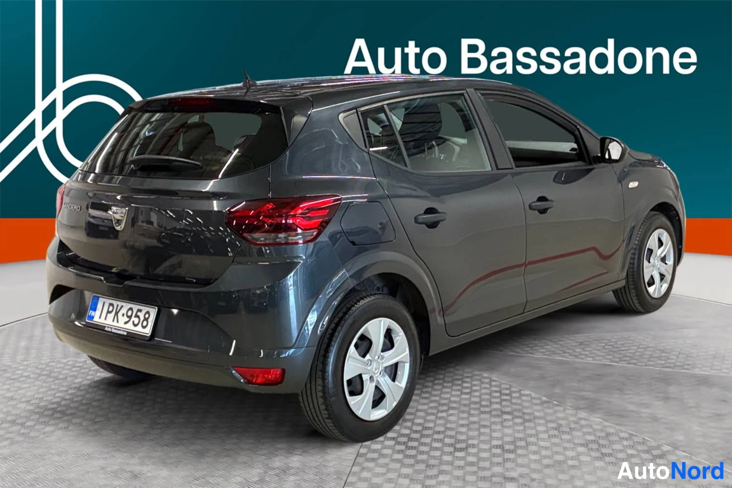 Harmaa Dacia Sandero 2022, takaviisto, kuva 7