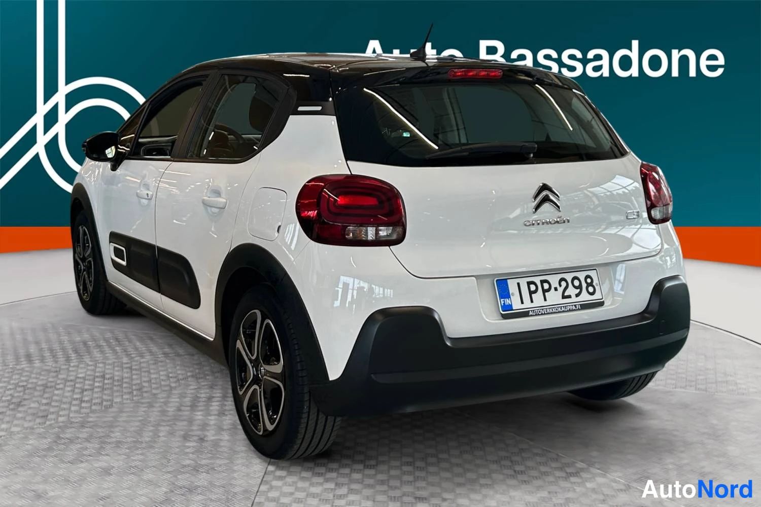 Valkoinen Citroen C3 2022, takaviisto, kuva 7