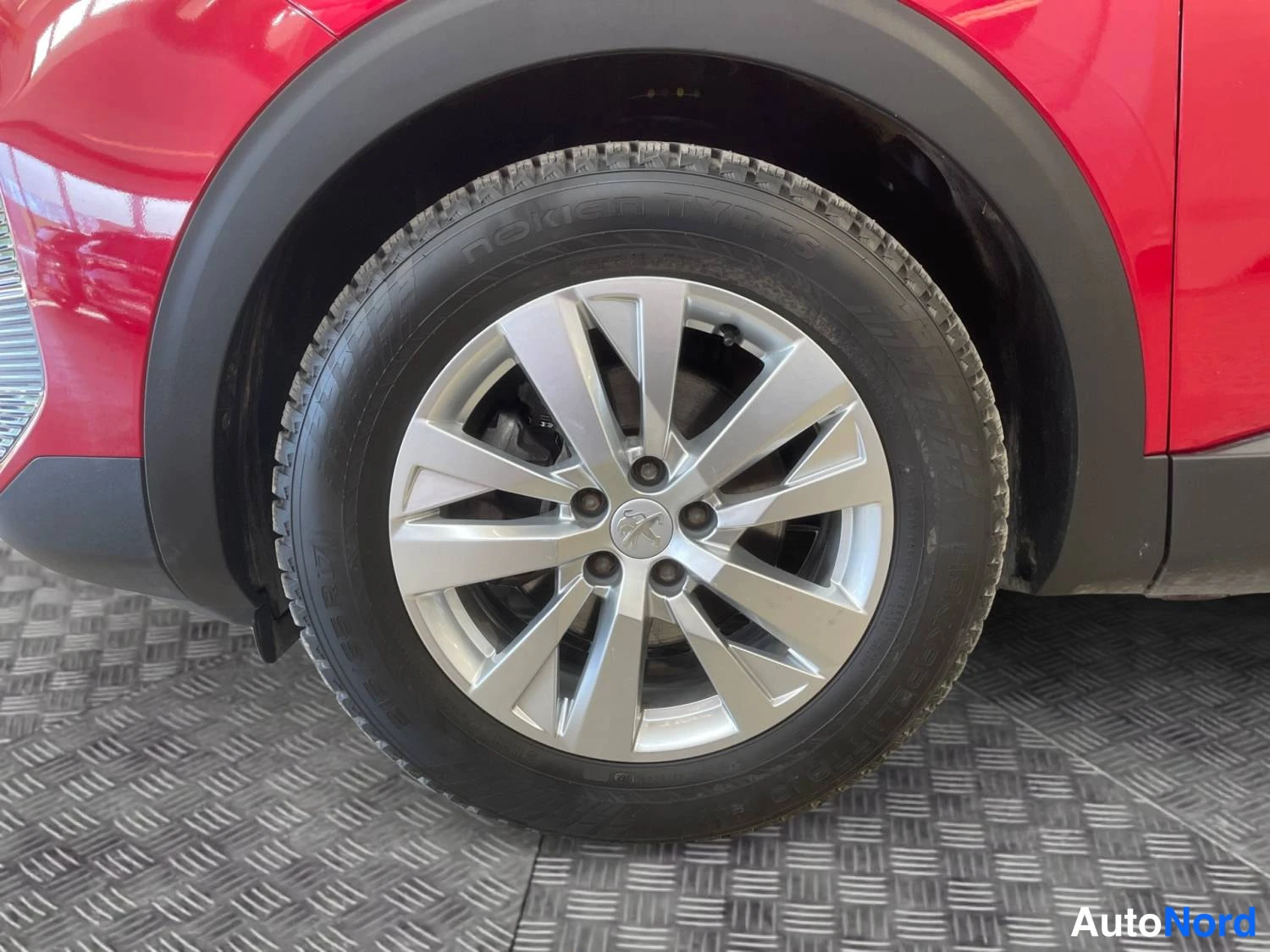 Punainen Peugeot 3008 2022, kuva 13