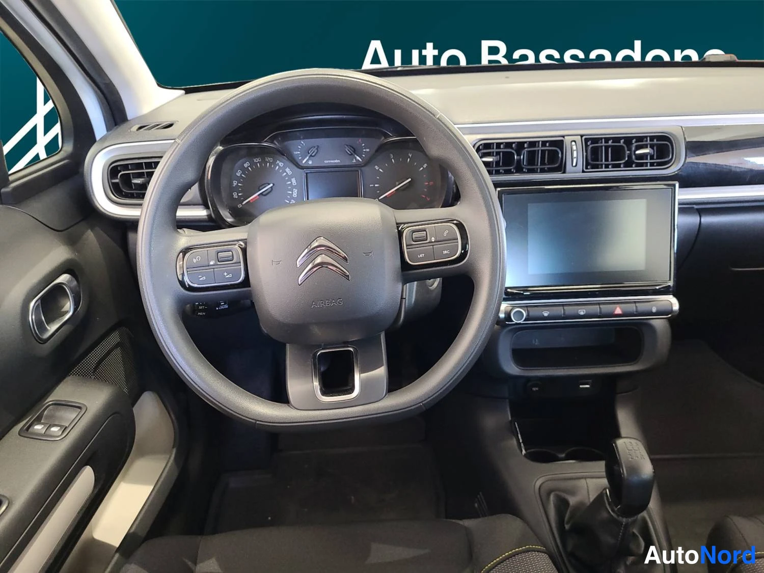 Valkoinen Citroen C3 2022, kuva 12
