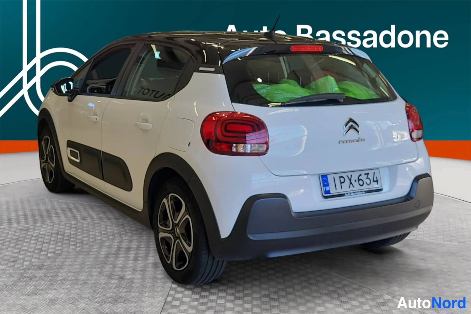 Valkoinen Citroen C3 2022, takaviisto, kuva 8