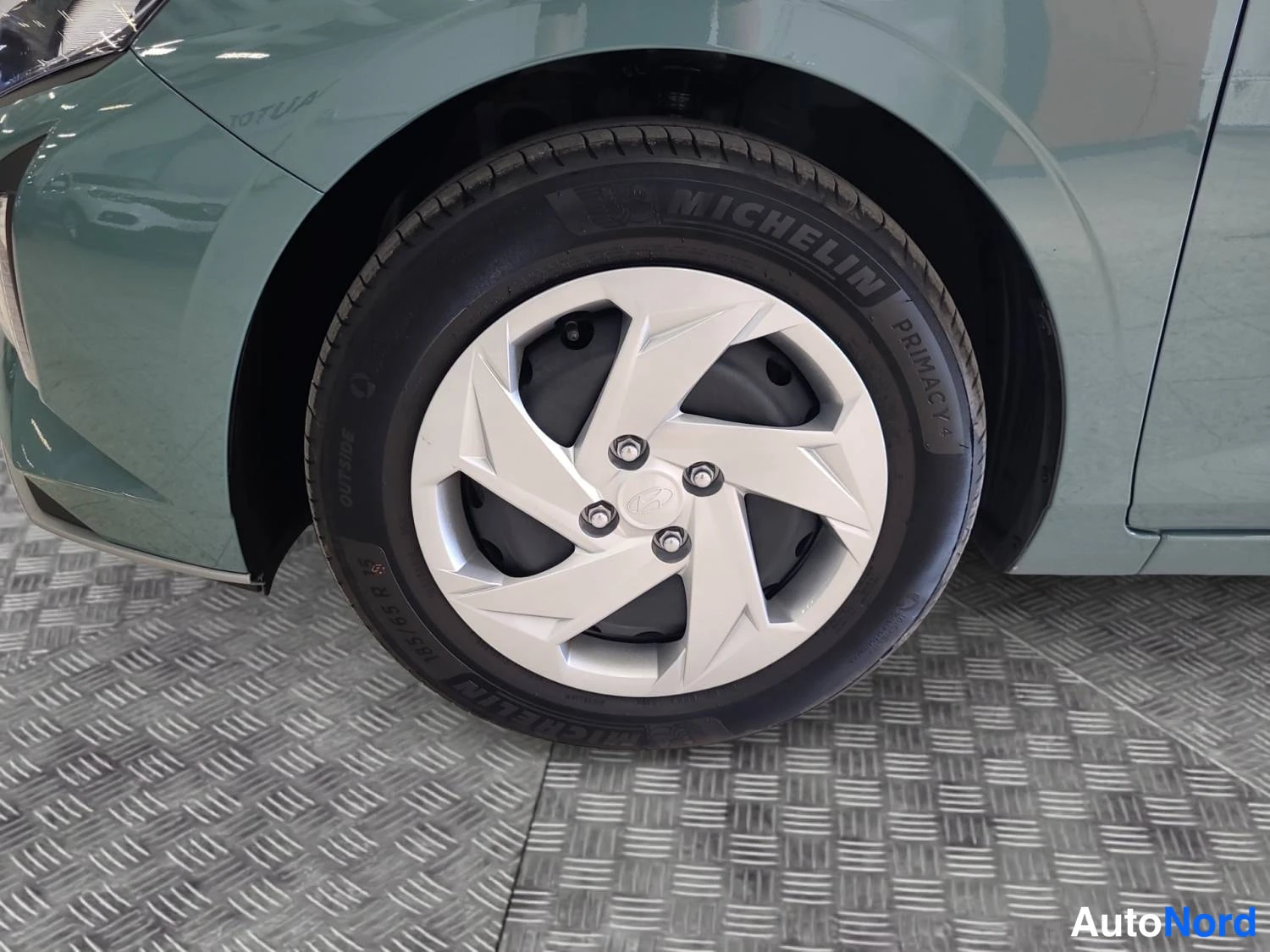 Harmaa Hyundai I20 2025, kuva 13